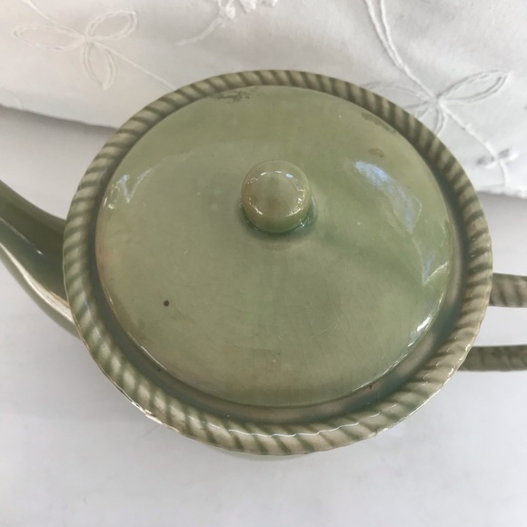 New with tags Large April Cornell “vineyard” tea pot - Picture 3 of 14